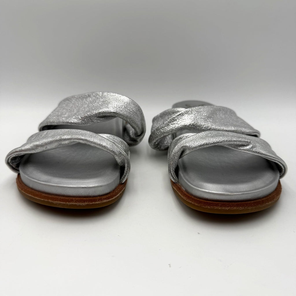 Sofft Womens Ainsworth Slide Sandals Size 7 Silver Metallic Leather NWOB