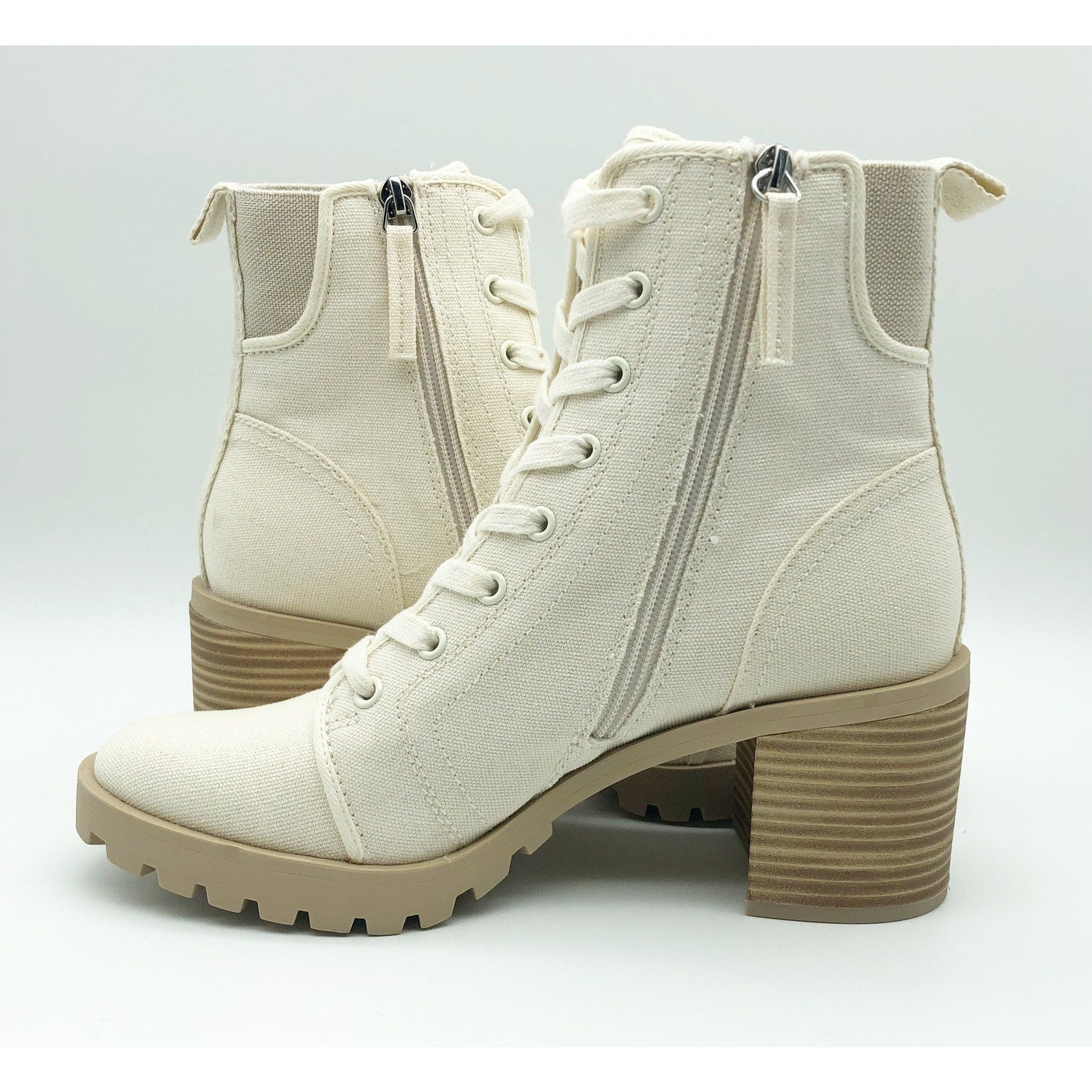 Dolce Vita Womens Combat Boots Size 9 Stacked Heel Off White Canvas NWOB