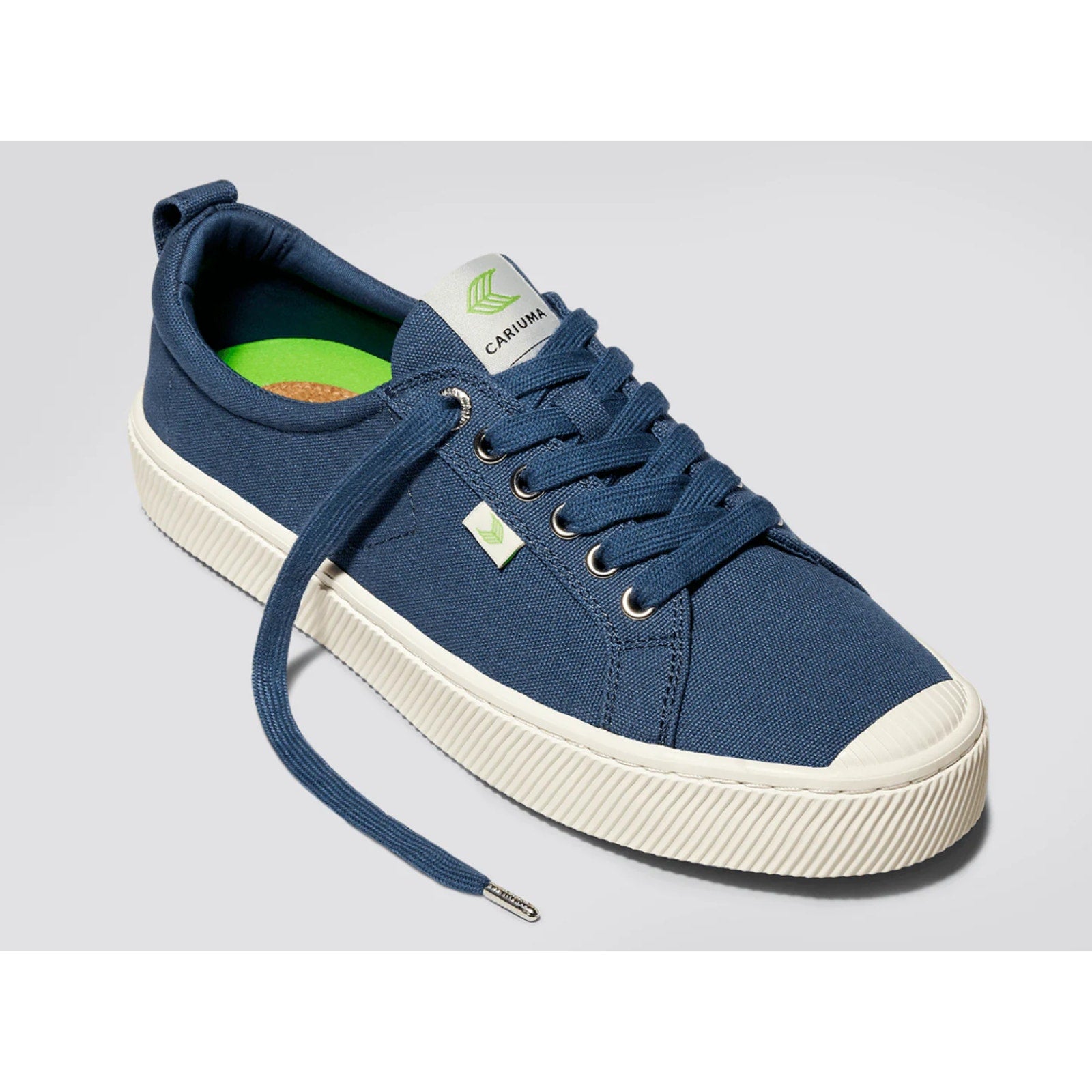 Cariuma Men's OCA Low Casual Sneakers Size 10 Marine Blue Canvas NIB