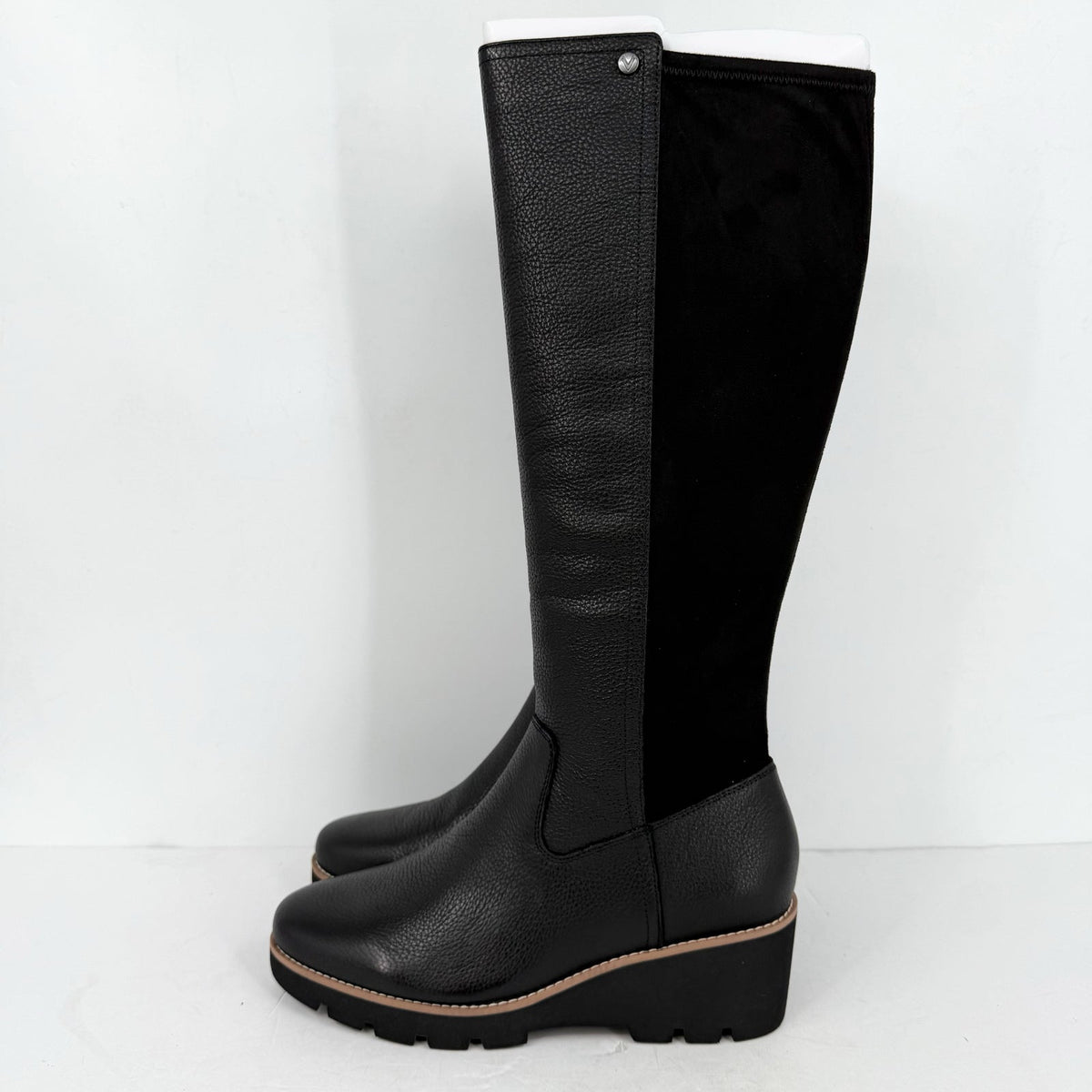 VIONIC Womens Ashland High Shaft Boots US 7.5 Wide EU 38 Black Leather NIB