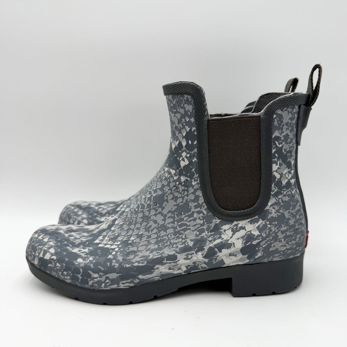 Chooka Womens Eastlake Chelsea Rain Ankle Boot Size 6 Grey Snake Waterproof NWT