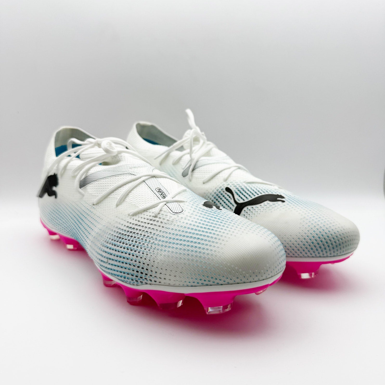 PUMA Mens Future7 Match FG/AG Soccer Cleats Size 12 White Pink NWOB