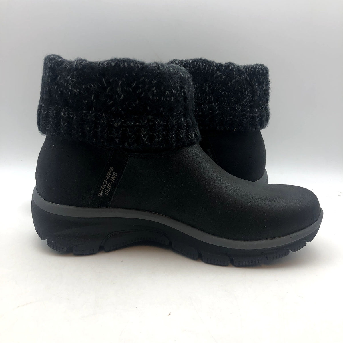 Skechers Womens Slip-ins Boots Womens 5.5 Black Easy Going Cozy Weather 2 NIB