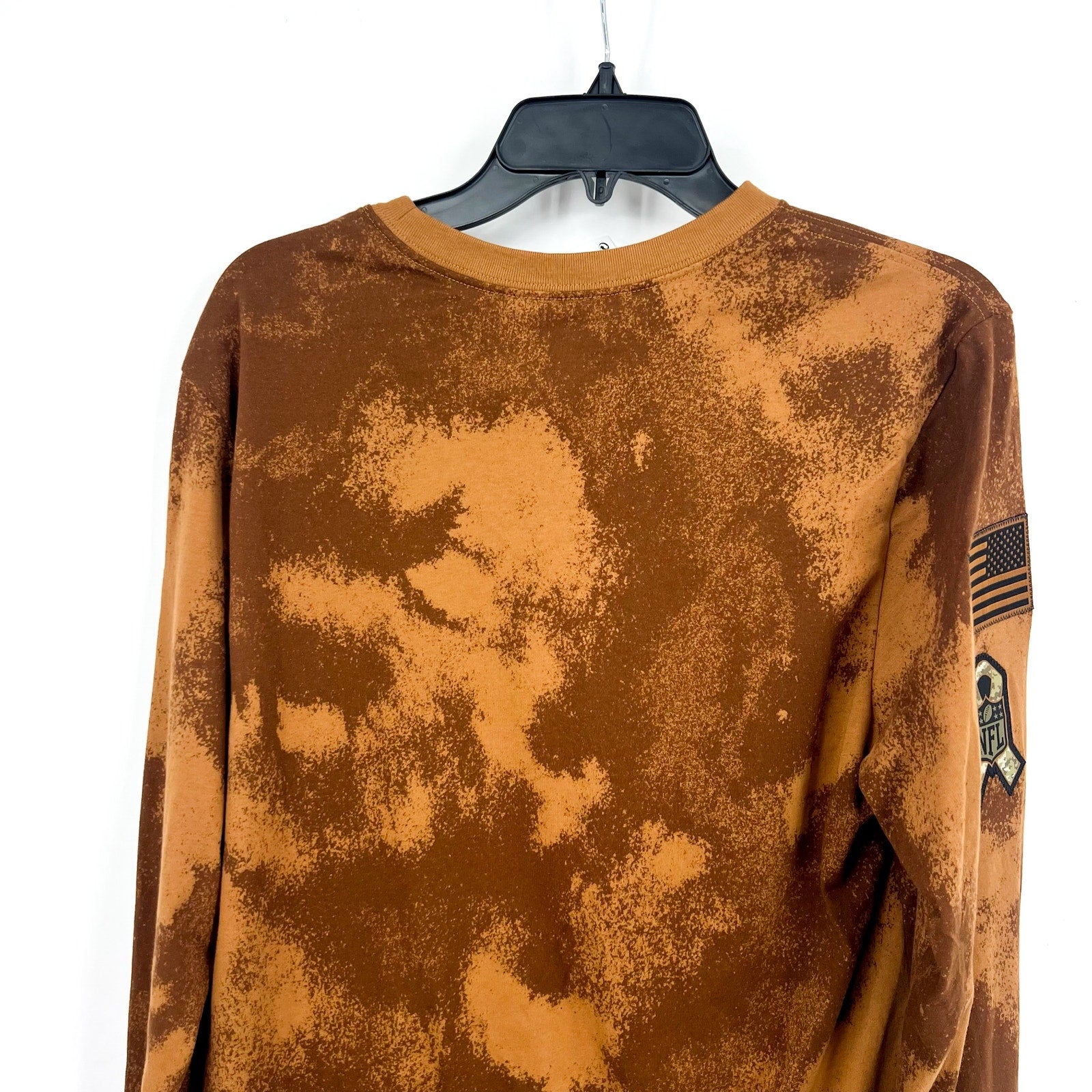 NIKE Mens Carolina Panthers Long Sleeve T-Shirt Medium Brown Salute Service NWT
