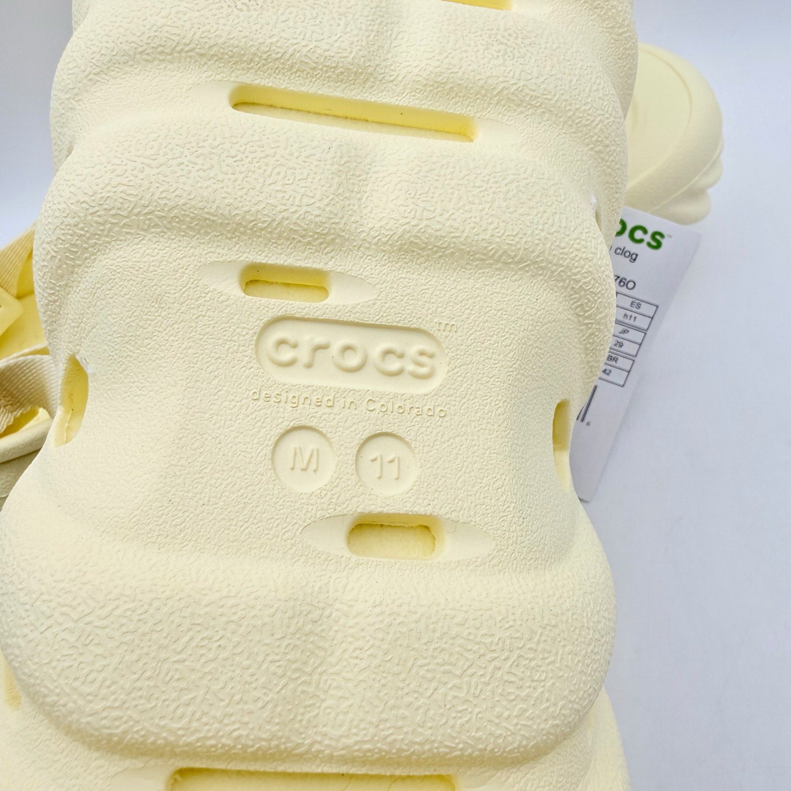 Crocs Unisex Echo Clogs Mens 10 Womens 11 EU 45.5 Cream NWOB