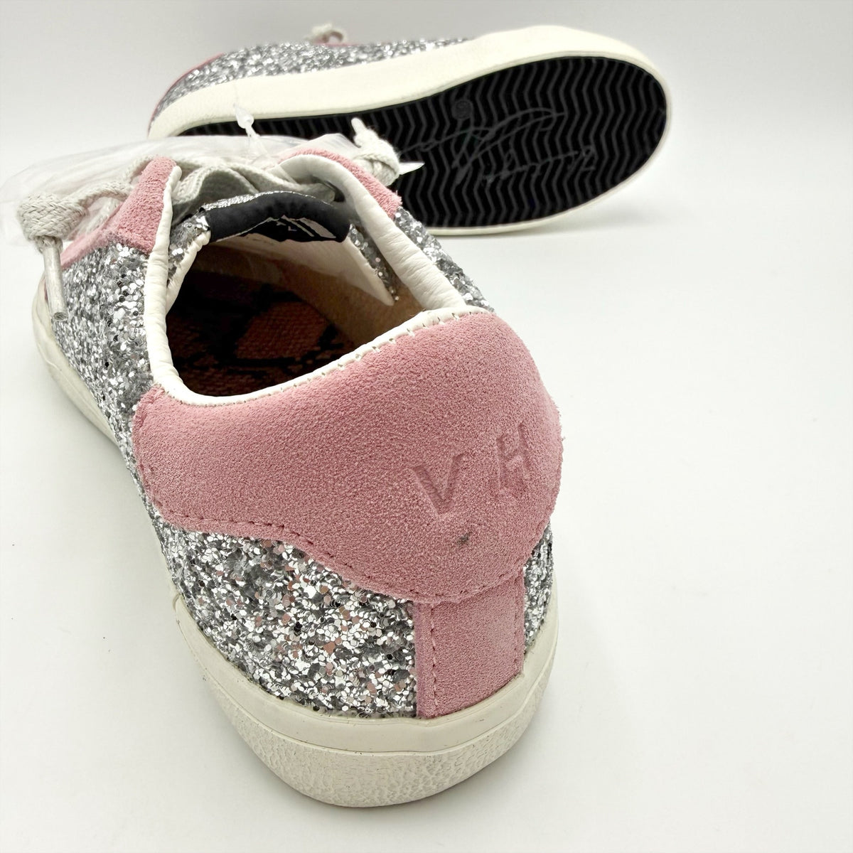 Vintage Havana Womens Ilana Sneakers US 5.5 M Pink Silver Glitter Suede NWOB