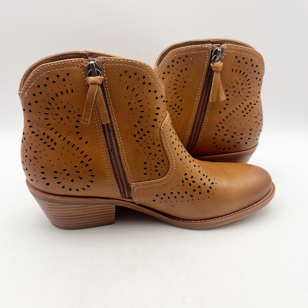 SOFFT Womens Alexia Ankle Boots Size 8 EU 39 Tan Brown Leather Booties NWOB