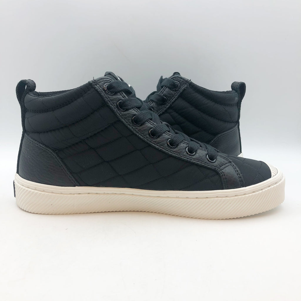 Cariuma Womens OCA High Sneakers Size 8 EU 9 Black Quilted Premium Leather NIB