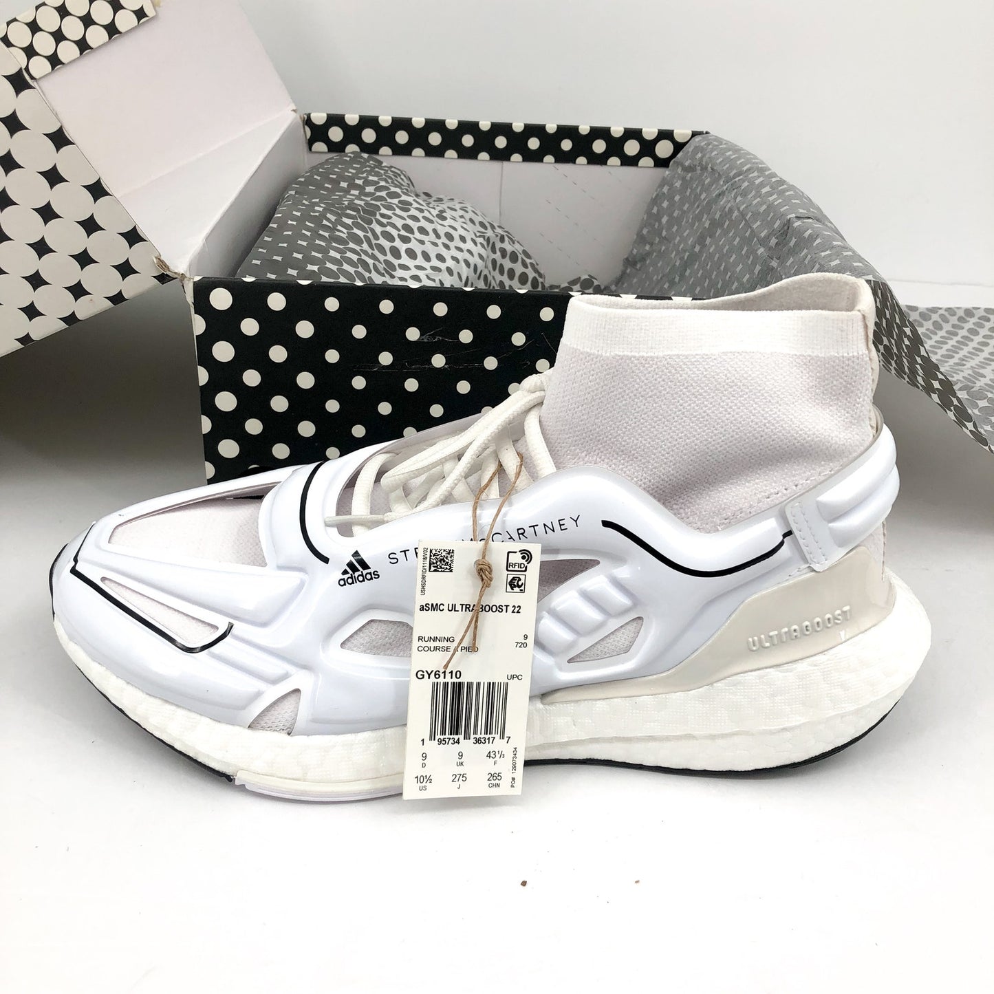 ADIDAS STELLA MCCARTNEY Womens Ultraboost 22 Athletic Shoes 10.5 White Black NIB