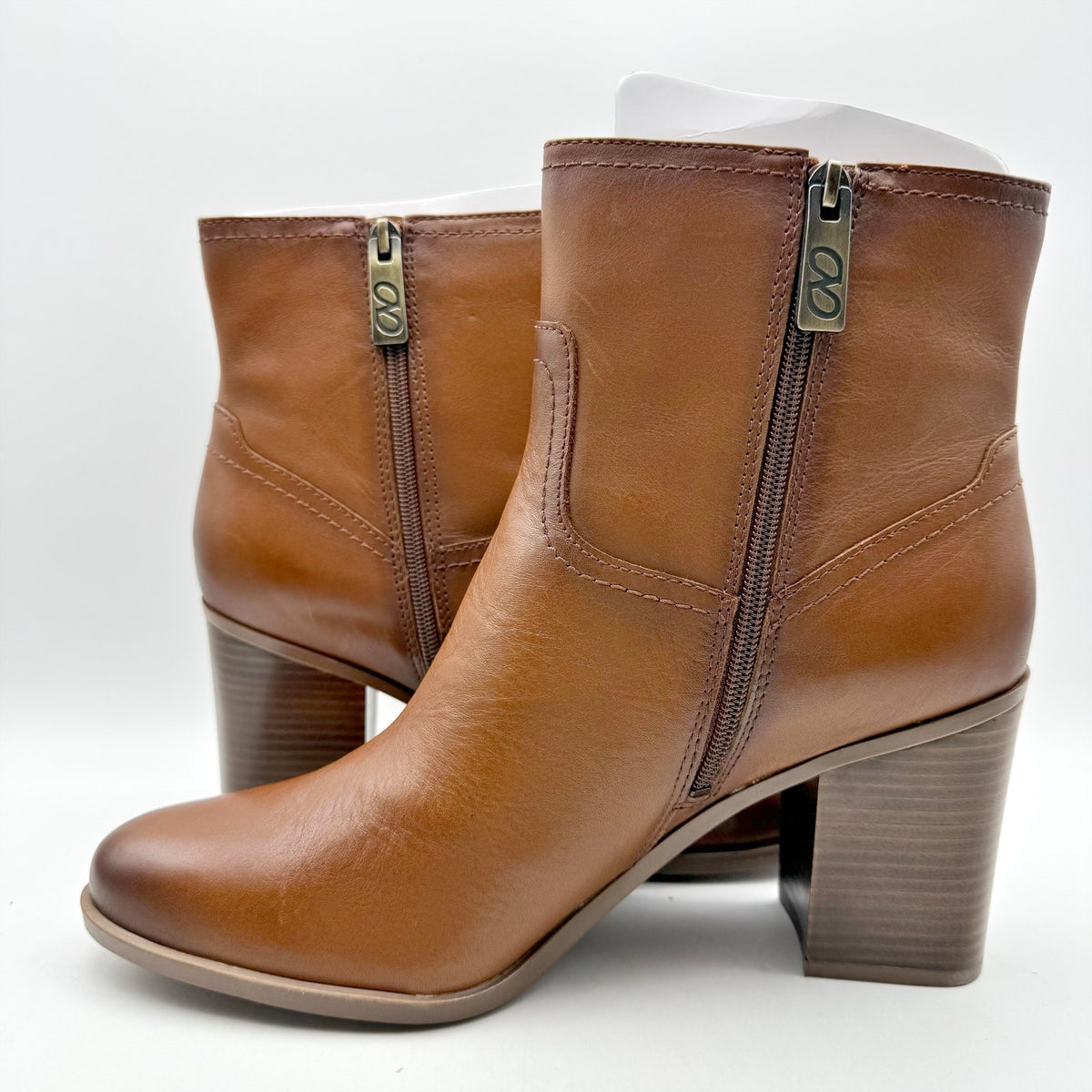Naturalizer Womens Kalina Ankle Bootie Size 7.5 WIDE Cider Brown Leather NIB