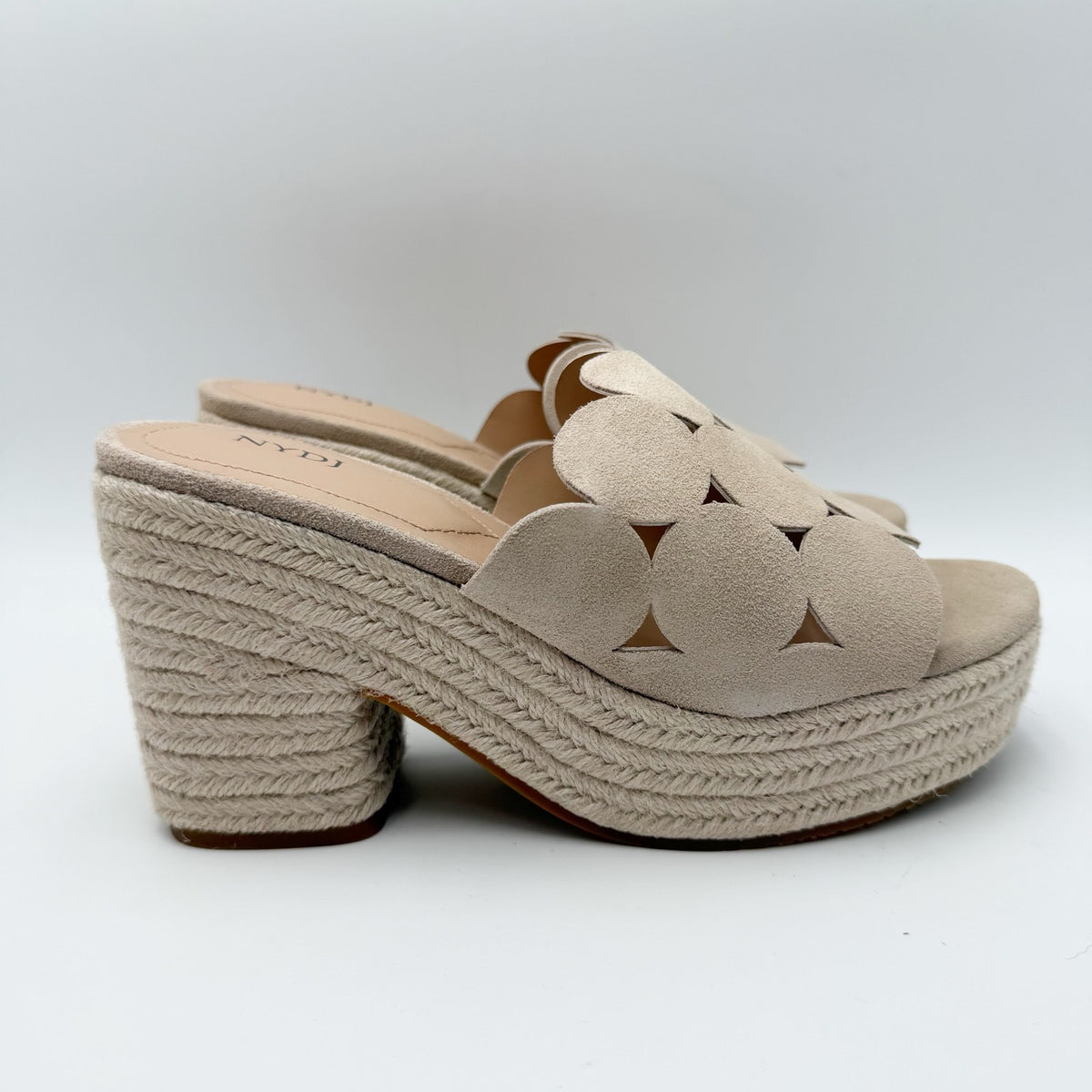 NYDJ Womens Helene Heeled Sandals Size 8.5 M Sand Beige Suede Platform NIB