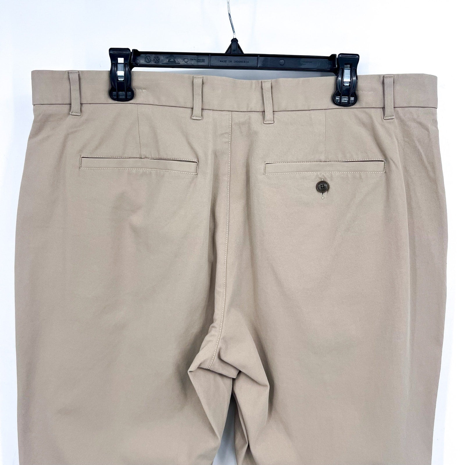 EVERLANE Men's Uniform Performance Chino 36x30 Khaki Tan Athletic Fit Pants NWT