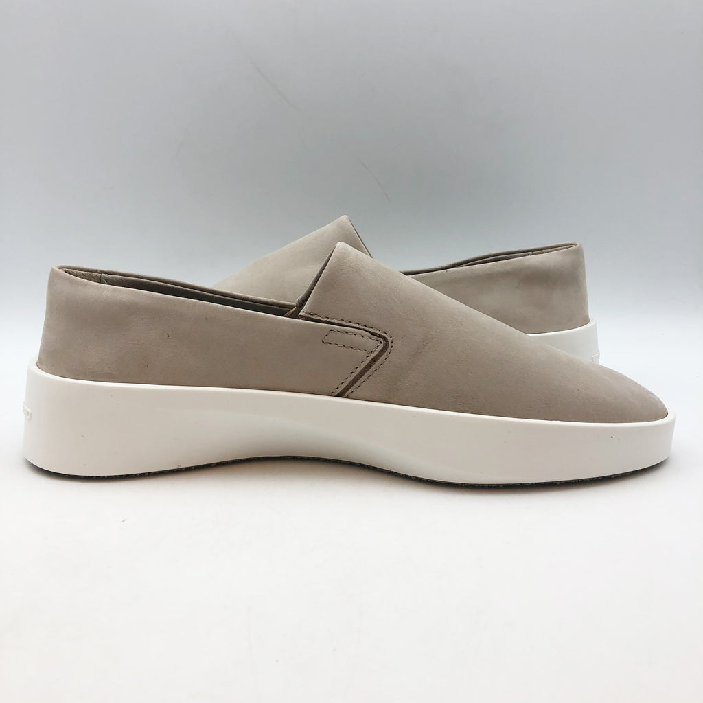 Wolf & Shepherd Womens Cruise Slip On Shoes Size 8 Warm Grey Leather NIB