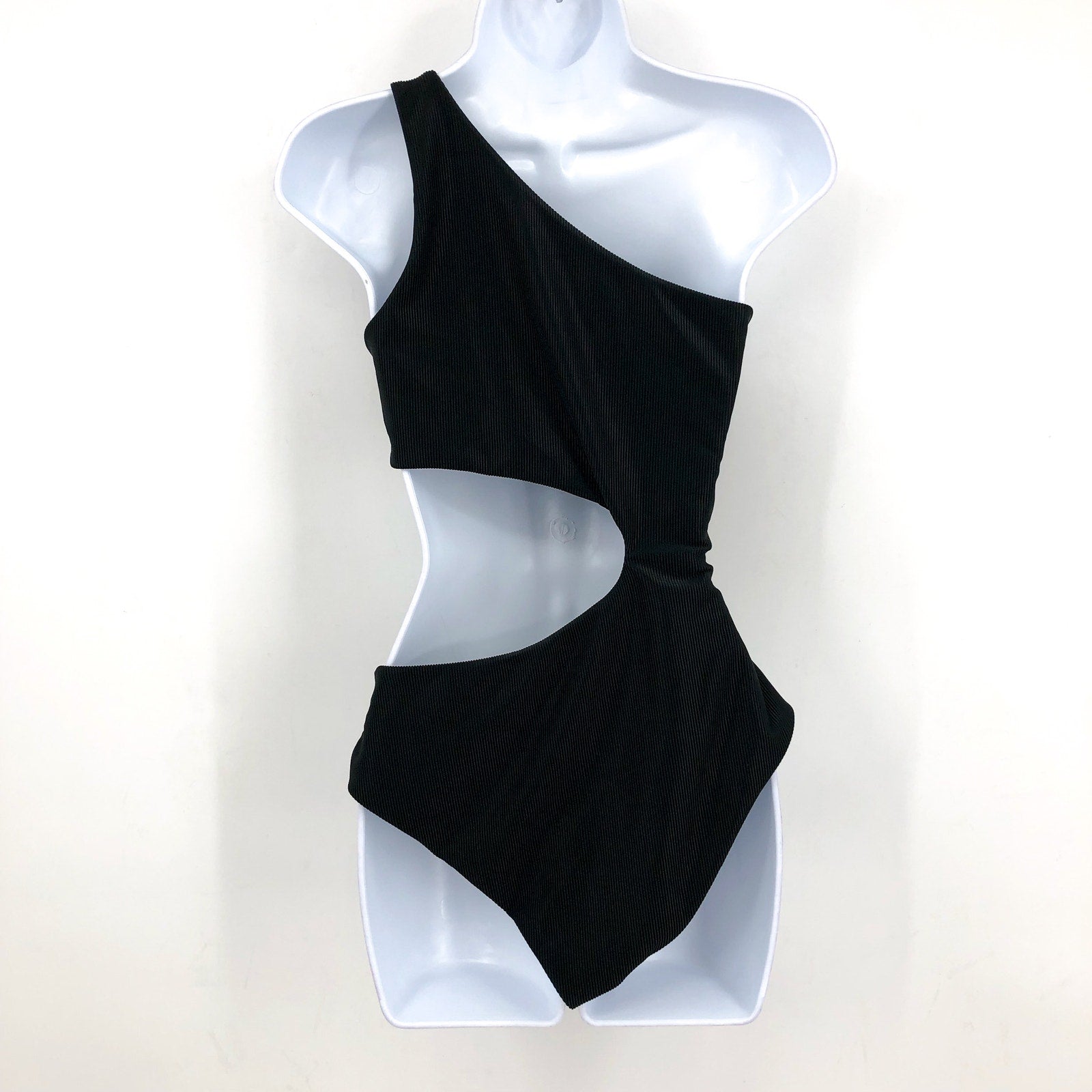 BEACH RIOT Celine Cutout One-Shoulder One-Piece Swimsuit Medium Black NWT