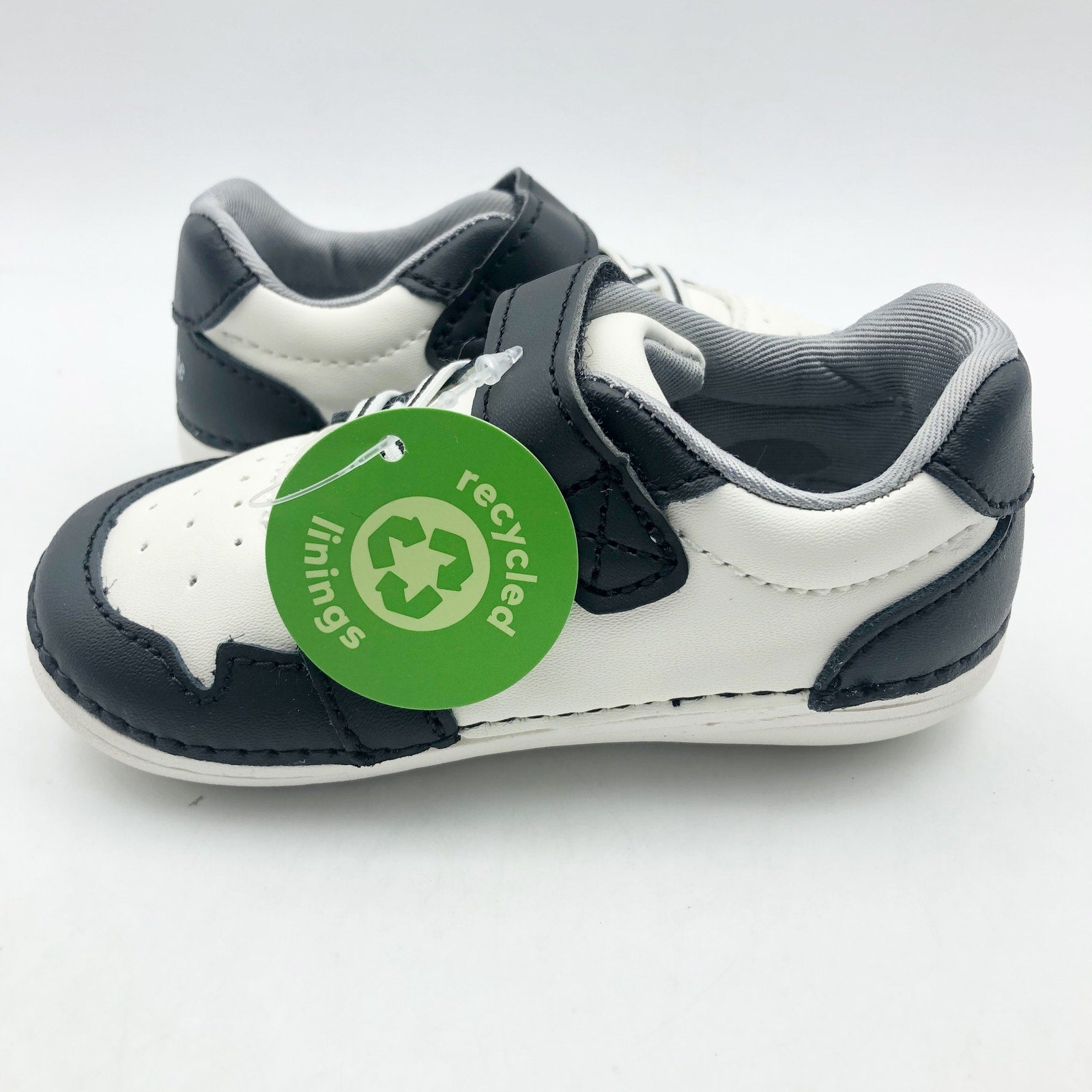 Stride Rite Baby Toddler Boys SM Waverly Sneakers 3 Wide Shoes Black White NIB