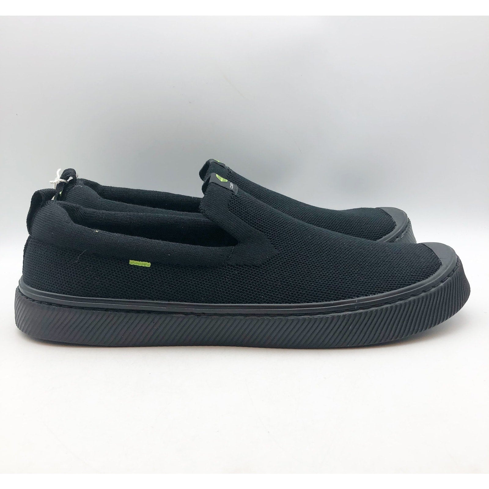 Cariuma Men's IBI Slip On Sneakers Size 13 All Black Knit Bamboo NIB
