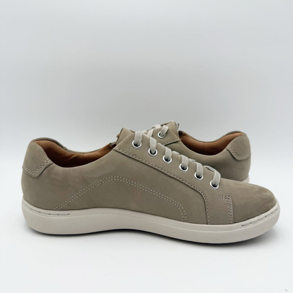 Clarks Womens Nalle Lace Casual Sneakers EU 40 US 9 M Stone Taupe Nubuck NIB