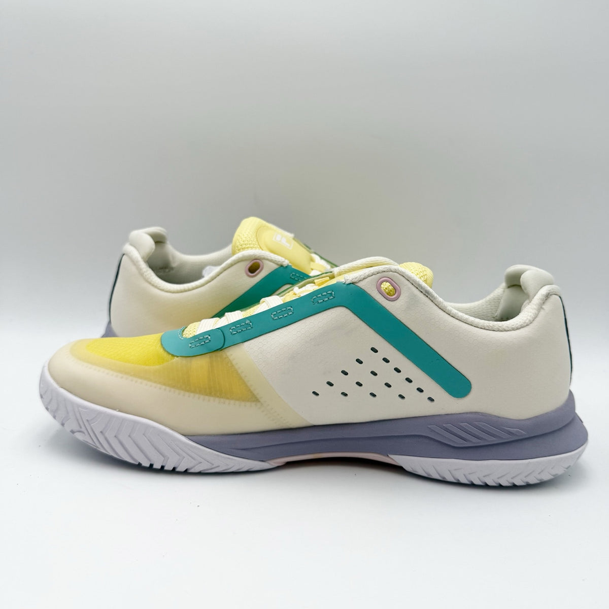 FILA Womens Volley Burst Pickleball Sneakers Size 8 White Yellow Athletic NWOB