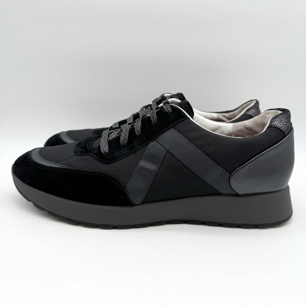 Munro Womens Piper Sneakers US 12 M Black Grey Suede Athletic NWOB