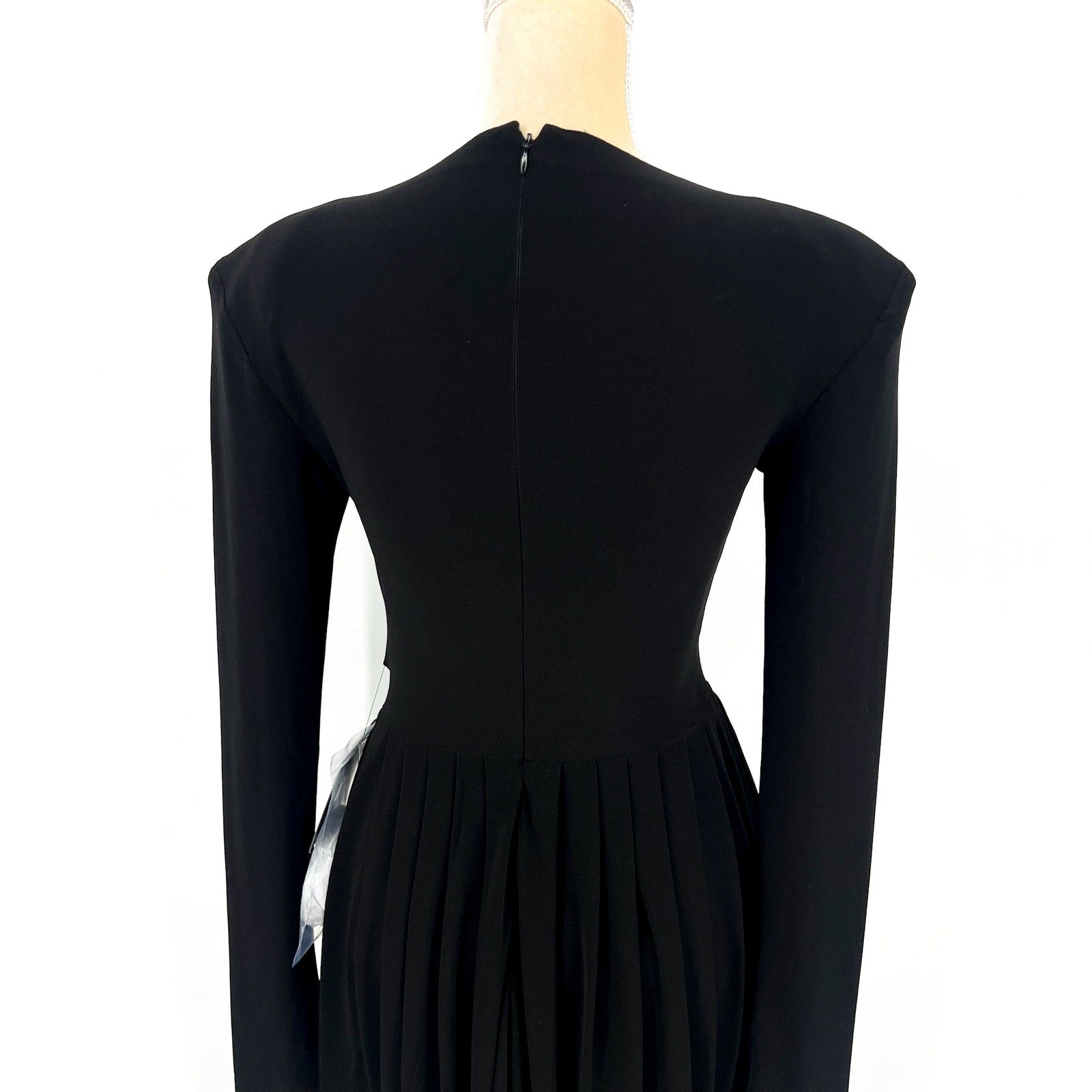NORMA KAMALI Shoulder Pad Waterfall Dress XS/34 Black V Neck Stretch LS NWT