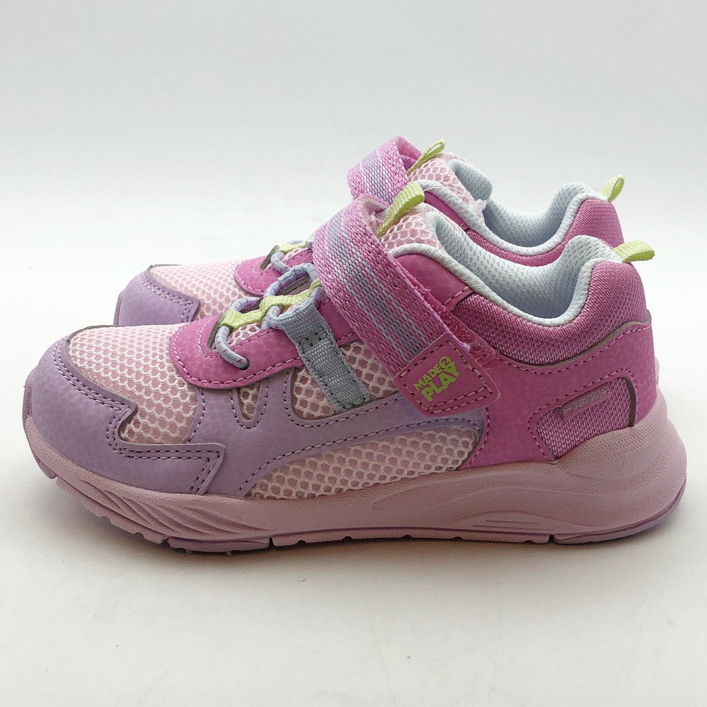 Stride Rite Girls Made To Play Sneaker Size 2.5 Light Pink Big Kids Shoe NIB