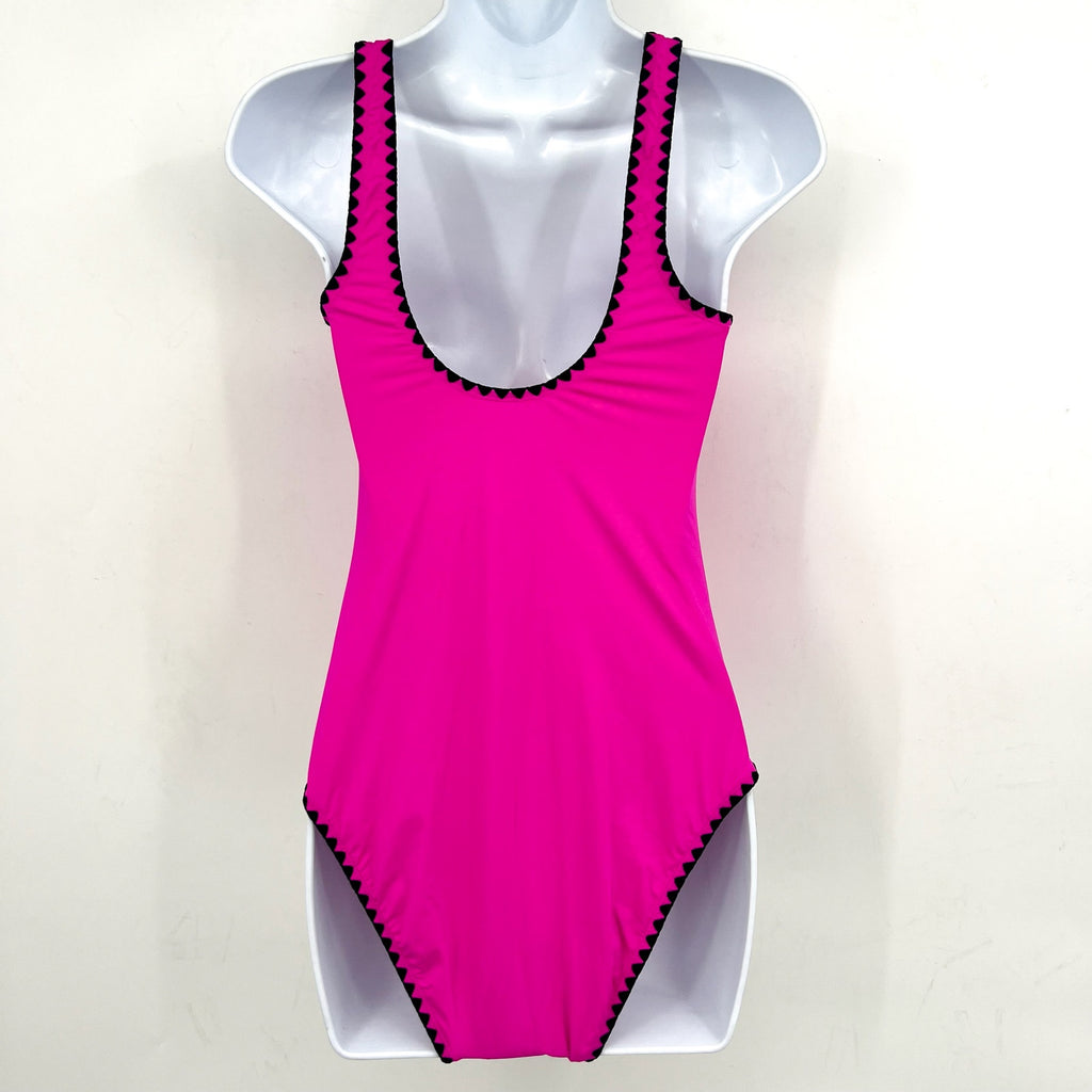 LUCKY BRAND Woman's Spring Shell Stitch One-Piece Swimsuit Medium Pink NWT
