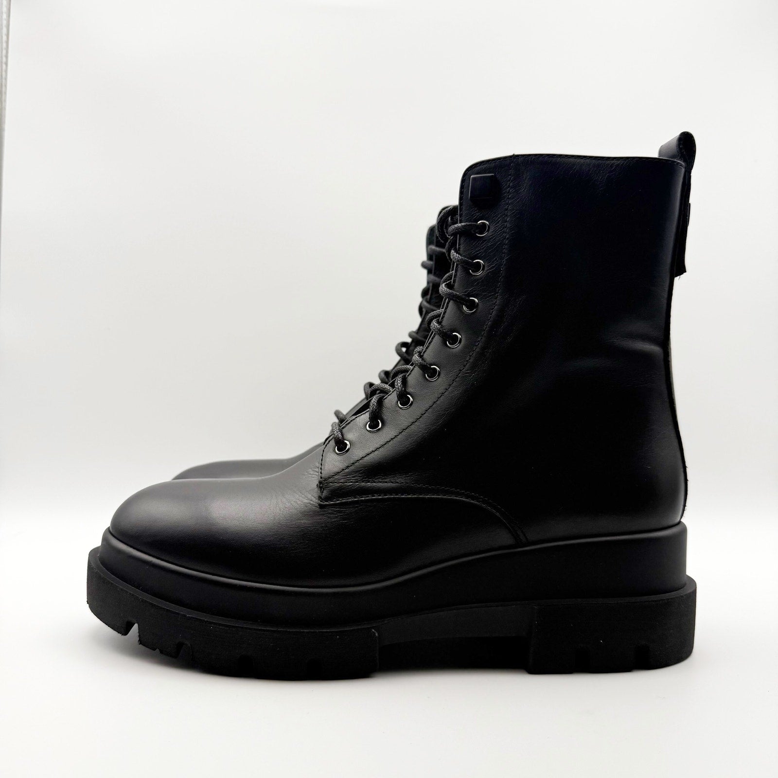 La Canadienne Womens Brendan Bootie EU 37 US 6-6.5 Black Leather Combat NWOB