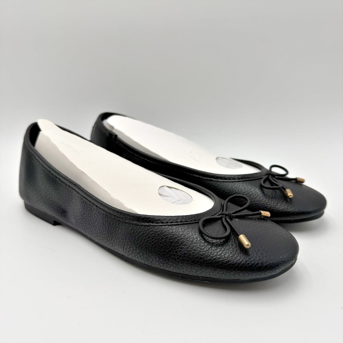 MIA Womens Chelly Ballet Flats Size 6 Black Leather NWOB