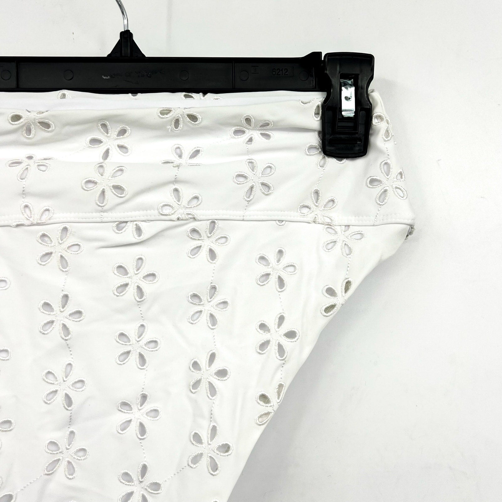 BEACH RIOT Women's Hazel Bikini Bottom Medium White Magnolia Eyelet NWOT