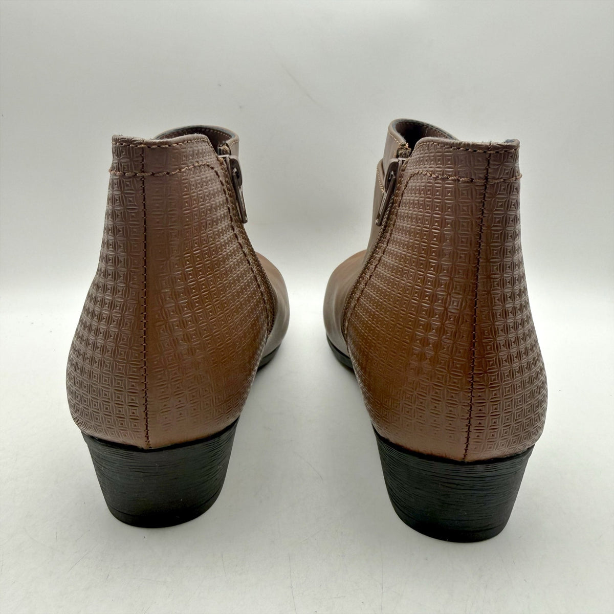 Rockport Womens Carly Alloy Toe Work Booties Size 8.5 Brown Leather NWOB
