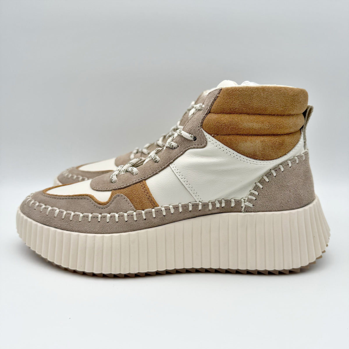 Dolce Vita Womens Daley Hi-Top Casual Sneakers Size 7.5 M Tan White Suede NIB