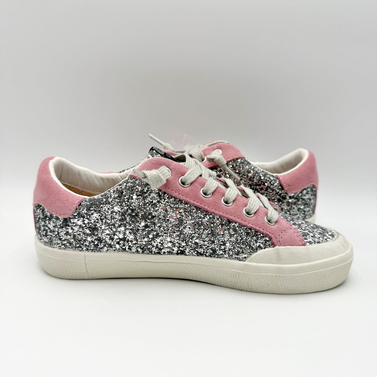 Vintage Havana Womens Ilana Sneakers US 5.5 M Pink Silver Glitter Suede NWOB