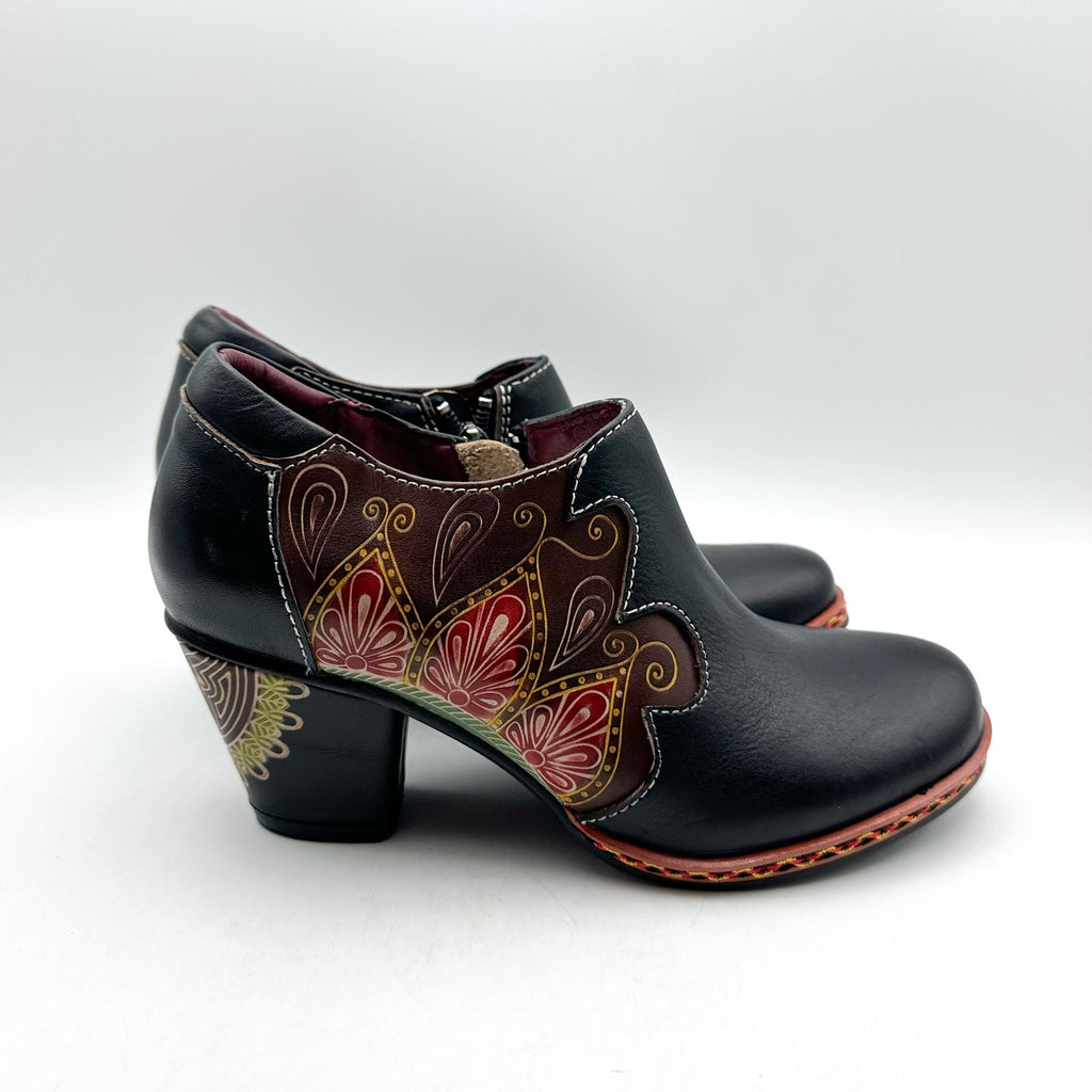 L'ARTISTE Womens Zami Heeled Bootie EU 35 US 5 Black Multi Embossed Leather NWOB