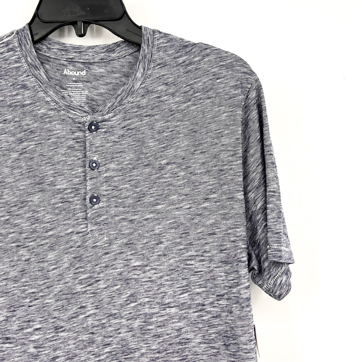ABOUND Mens Jersey Slub Henley Tee Small Navy Blue White Short Sleeve Cotton NWT