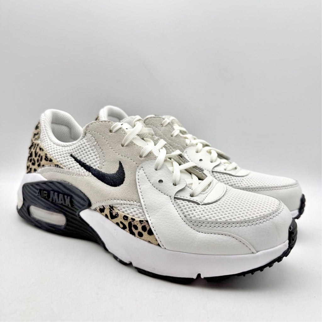 Nike Womens Air Max Excee Casual Sneakers US 7.5 White Leopard Athletic NWOB