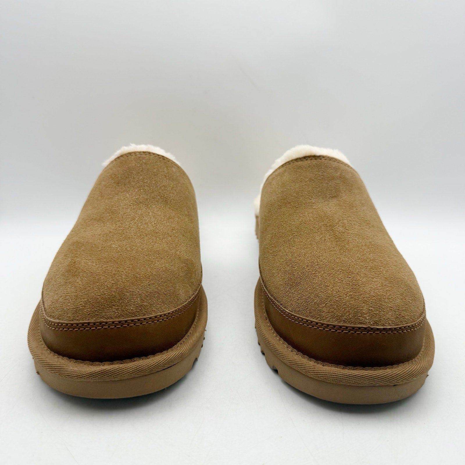 Ugg Mens Leisure Nomad Slipper US 9 EU 42 Brown Tan Suede NWOB