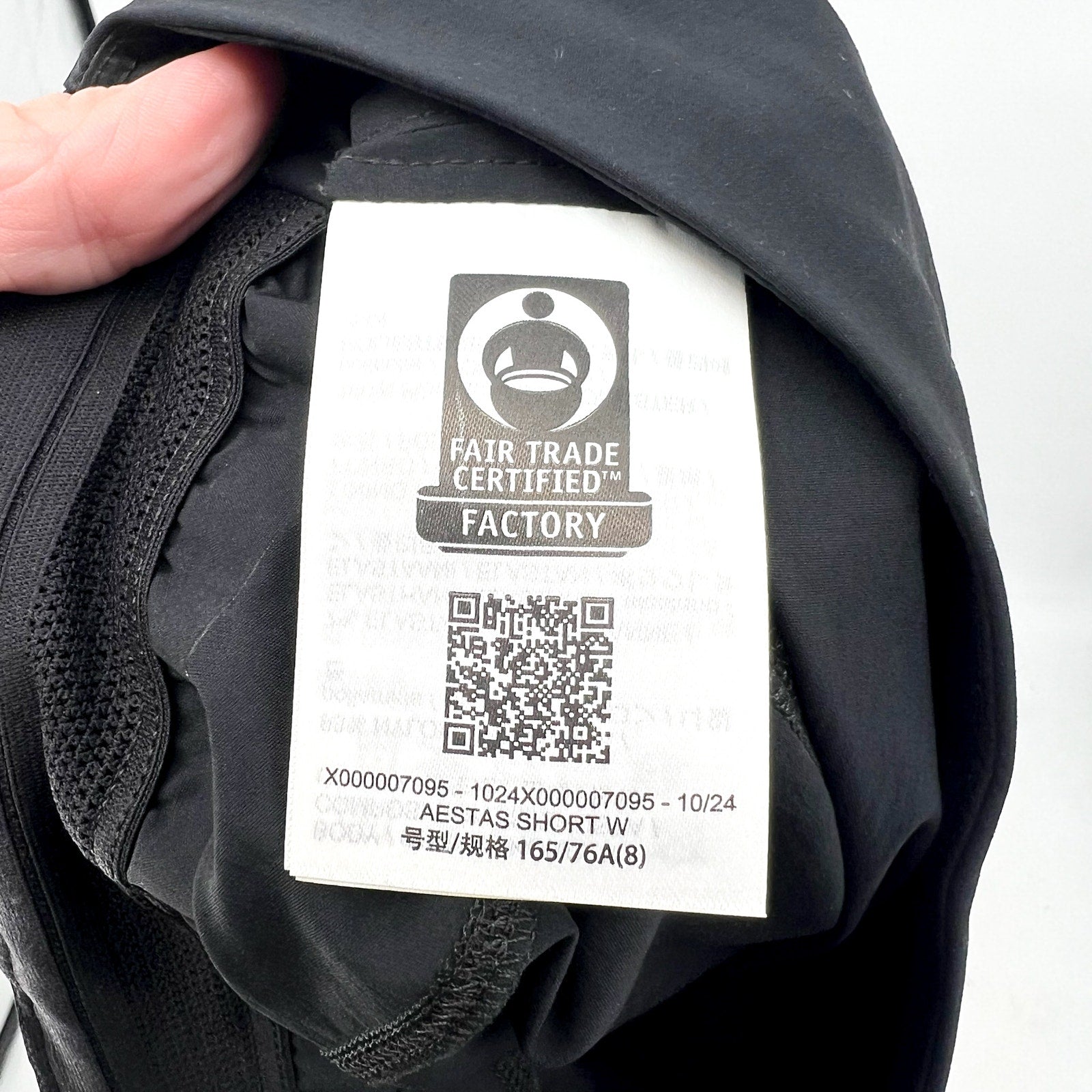 ARC'TERYX Women's Aestas 5.5 All-Mountain Shorts Size 8 Black Light Packable NWT