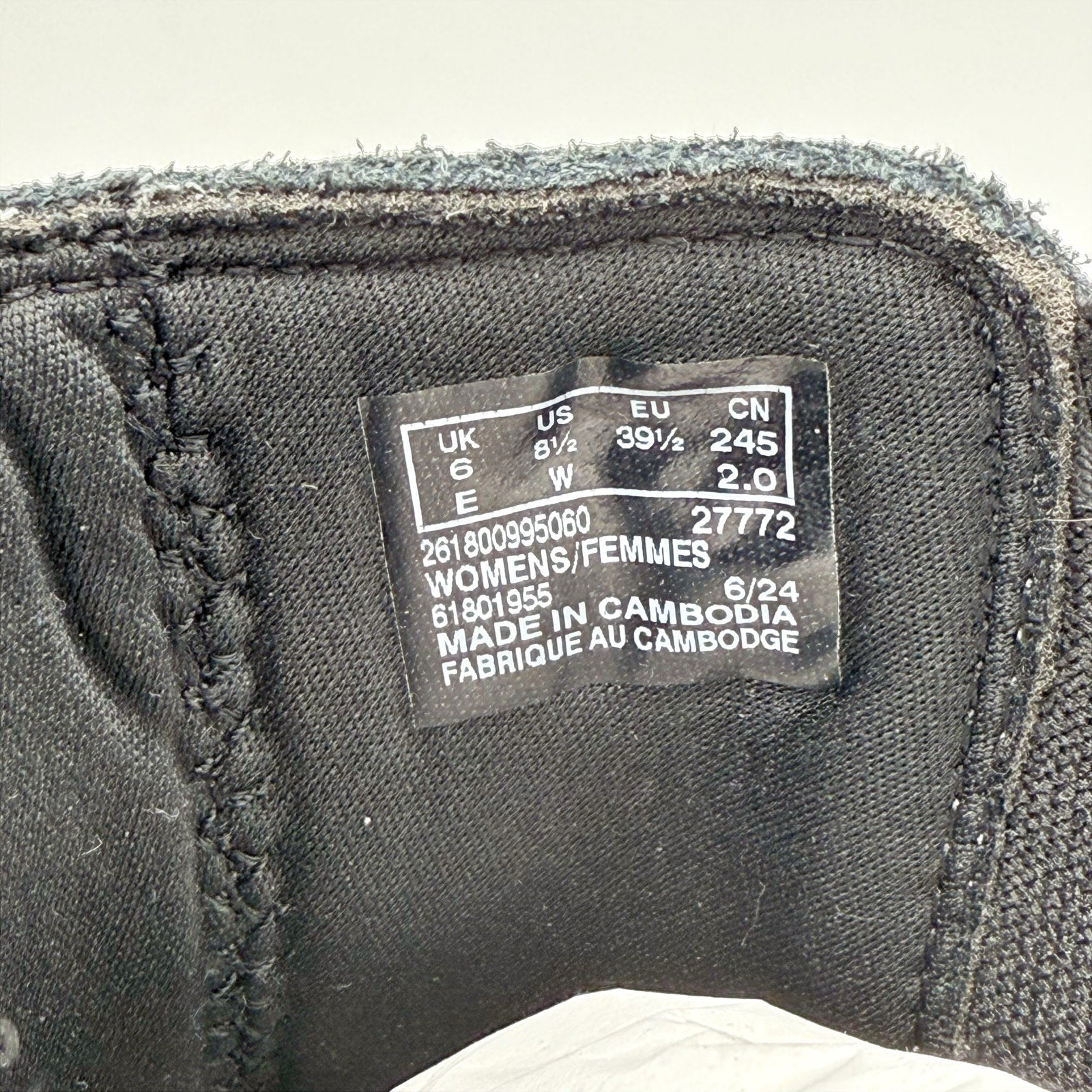 Clarks Womens Noralyn Ankle Boots US 8.5 Wide EU 39.5 Black Suede NIB