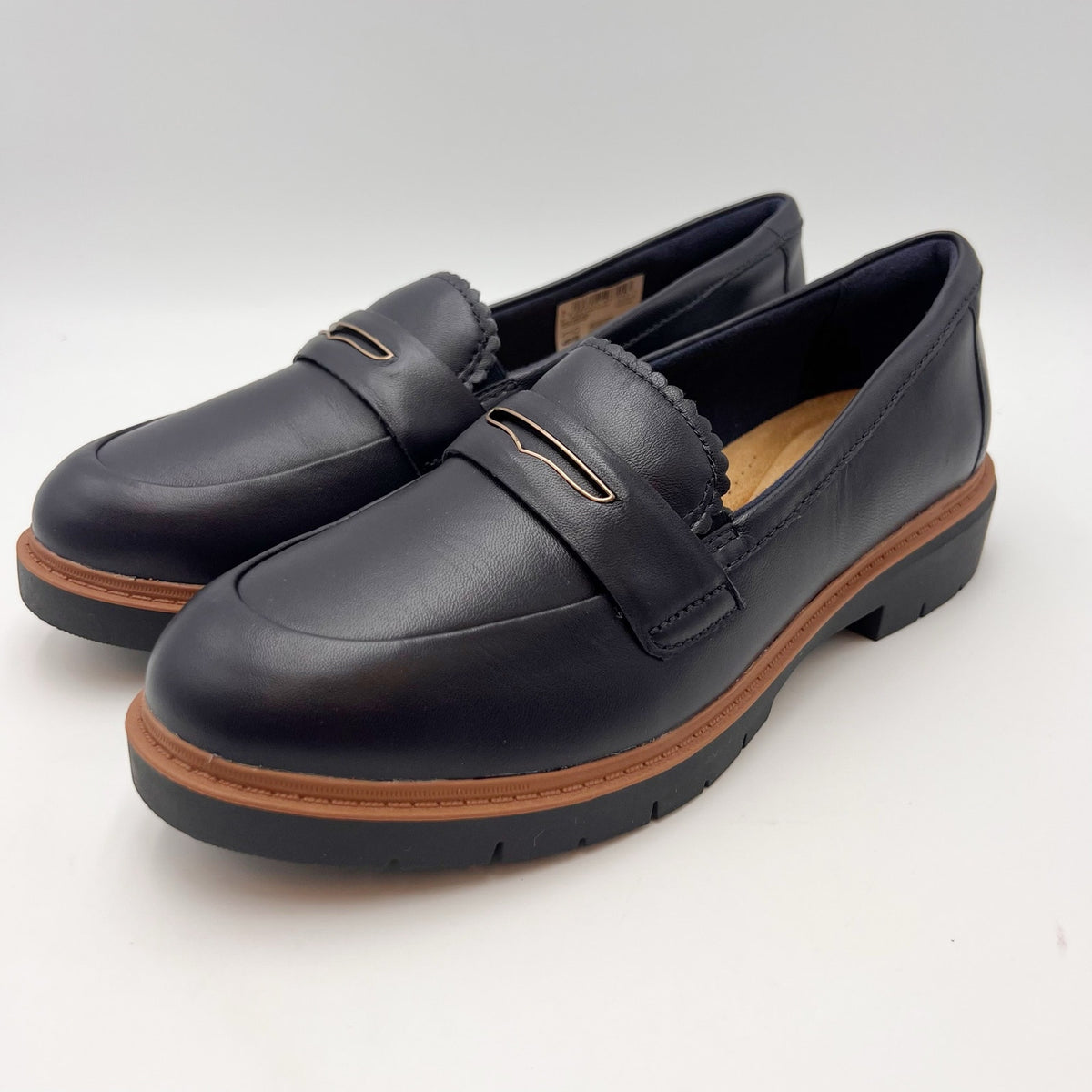 Clarks Womens Westlynn Glow Loafers Size 9 WIDE EU 40 Navy Blue Leather NWOB