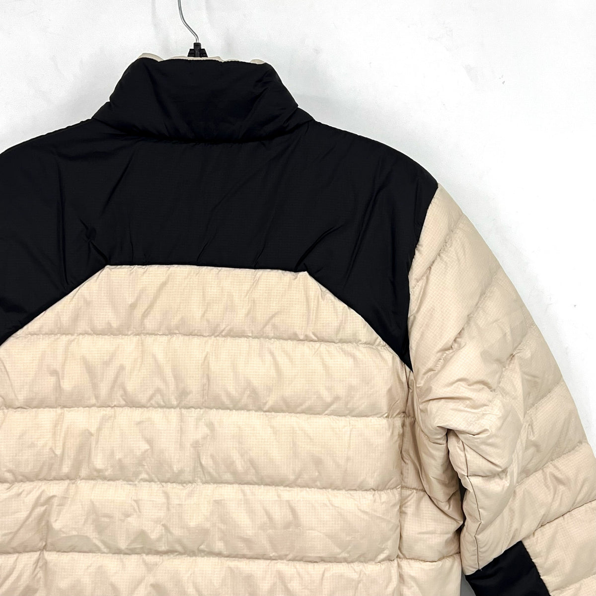 COLUMBIA Men's Autumn Park Down Jacket Small Cream Black NWT