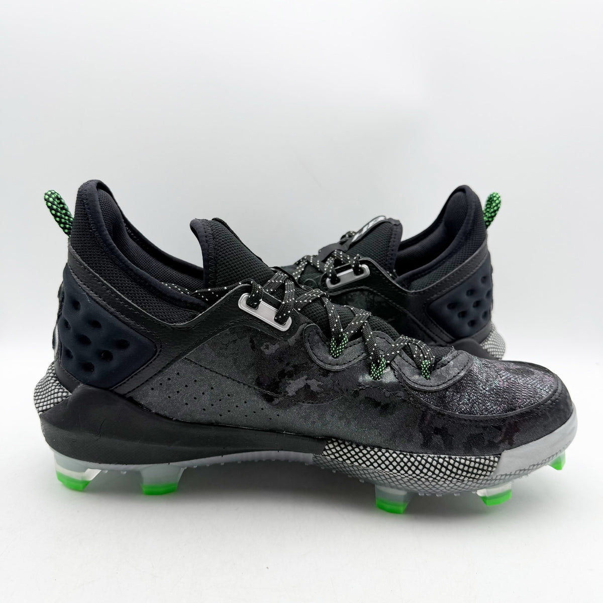 Under Armour Mens Harper 8 Elite Baseball Cleats Size 11 EU 45 Black Green NWOB