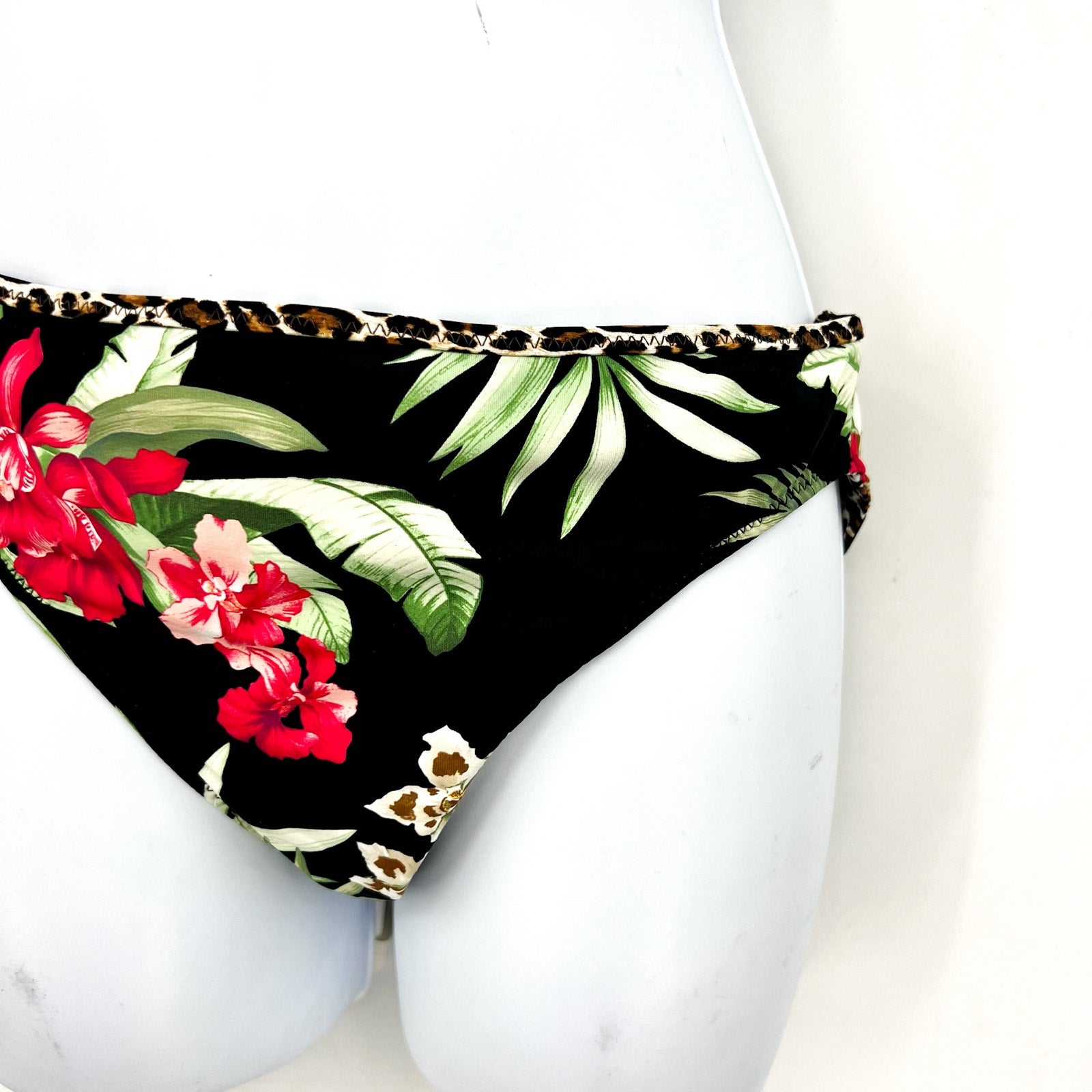 TOMMY BAHAMA Lily Cat Reversible Hipster Bikini Bottoms Medium Black Printed NWT