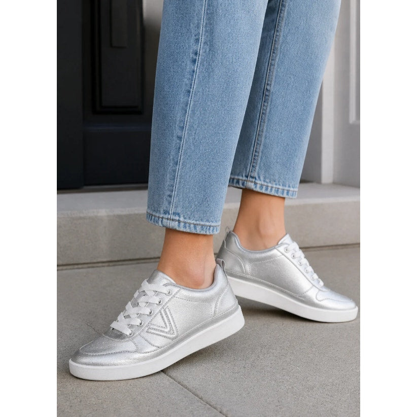 Vionic Womens Elise Casual Sneakers US 8.5 EU 39 Silver Leather NIB