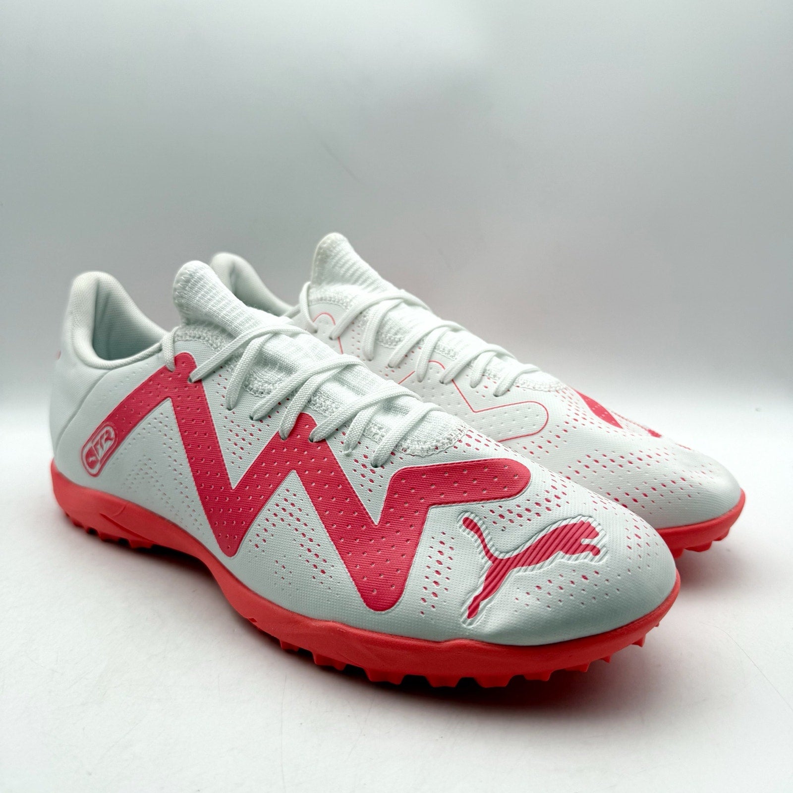 Puma Mens Future Play TT Turf Soccer Shoes US 12.5 White Pink 107381 NWOB