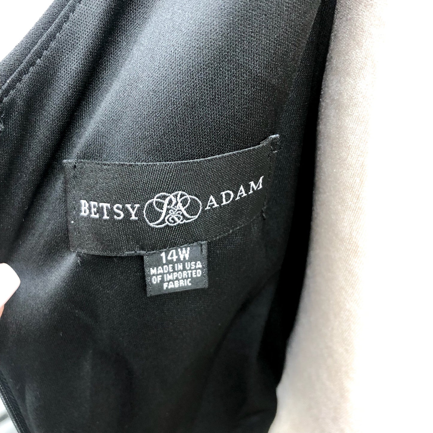 BETSY & ADAM Women's Jordan Short Scuba Crepe Dress 14W Black Drape Back NWT