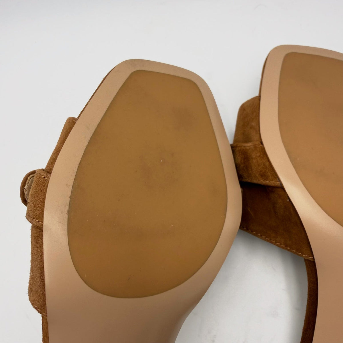 Guess Womens Dittara Kitten Heel Slide Sandals Size 10 Brown Cognac Suede NWOB