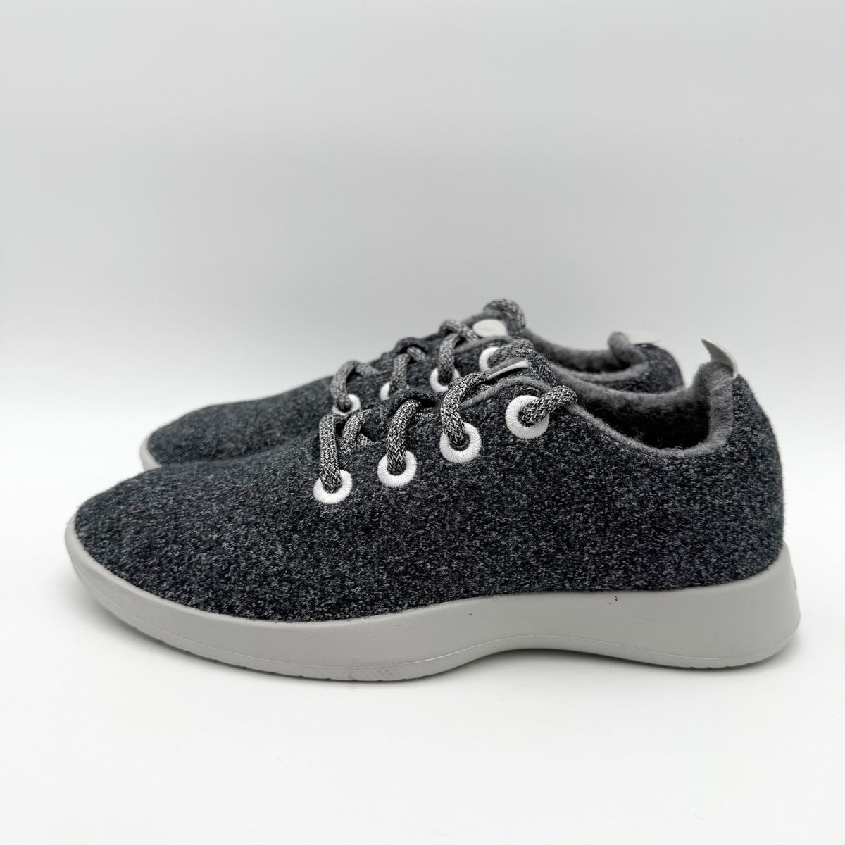 AllBirds Womens Wool Runner Casual Sneakers Size 8 EU 38 Natural Grey NIB
