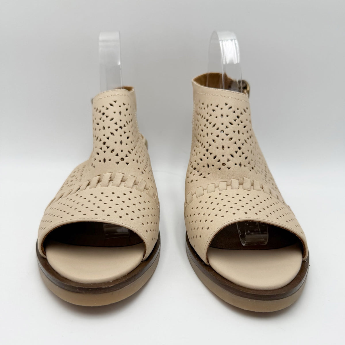 Cammina x Coldwater Creek Women Isabella Heeled Sandal US 8.5 Beige Leather NWOB