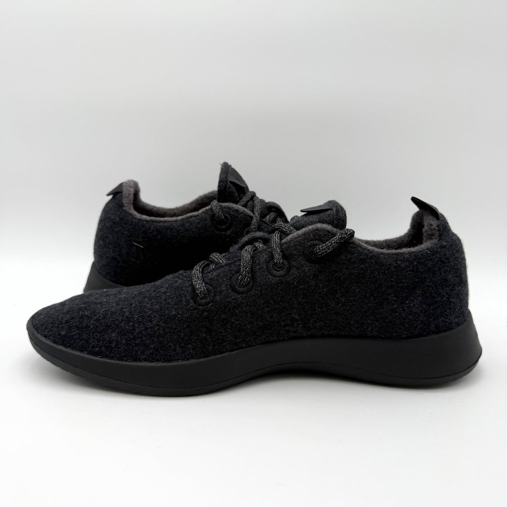 AllBirds Mens Wool Runner Sneakers US 8 EU 40.5 Black Athletic NIB