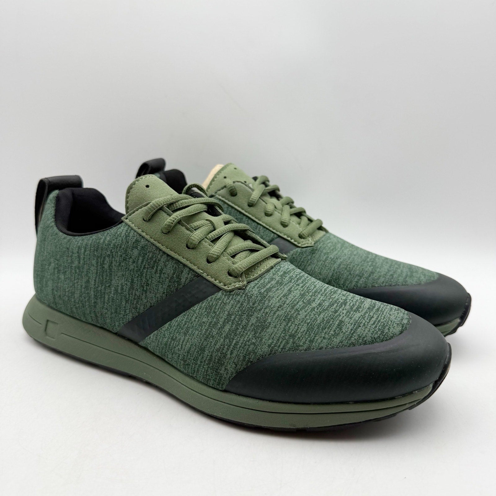 YORK Athletics Mens Henry Sweatshirt Casual Sneaker US 8 Green Knit Athletic NIB